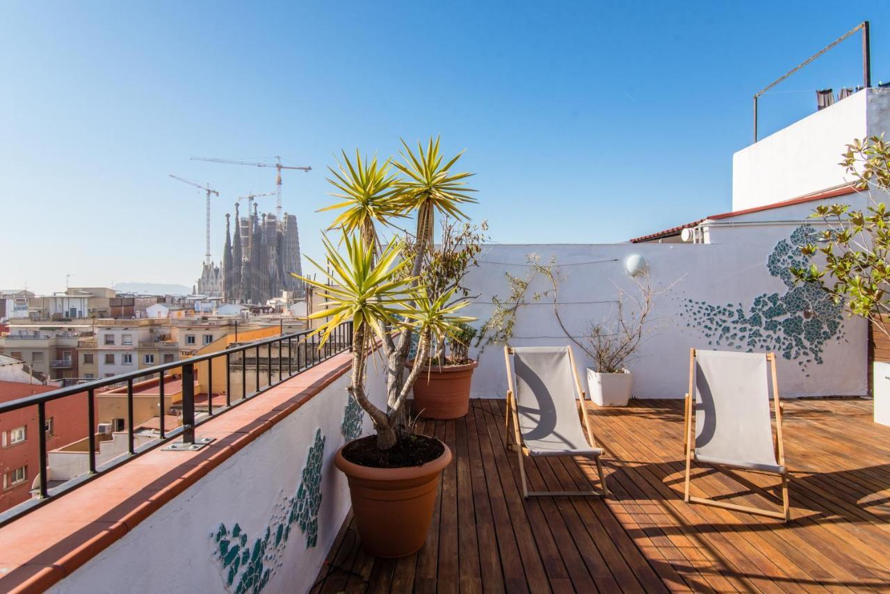 Exclusive Sagrada Familia Penthouse With Sea Views Appartement Barcelona