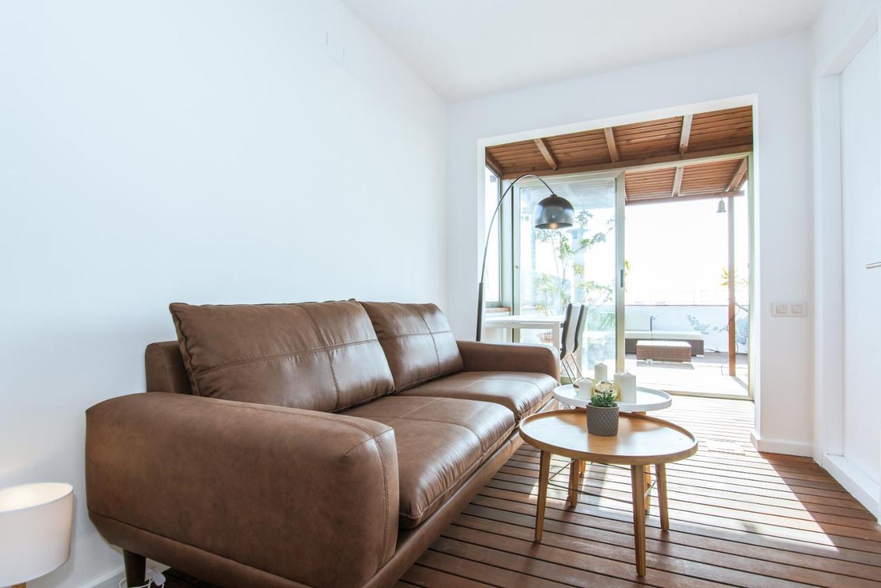 Exclusive Sagrada Familia Penthouse With Sea Views *